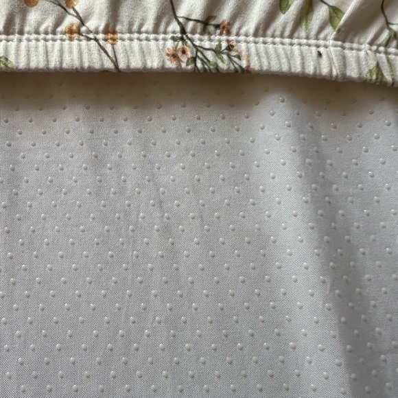 Floral Patterned Bedding Set - Picture 7 of 7